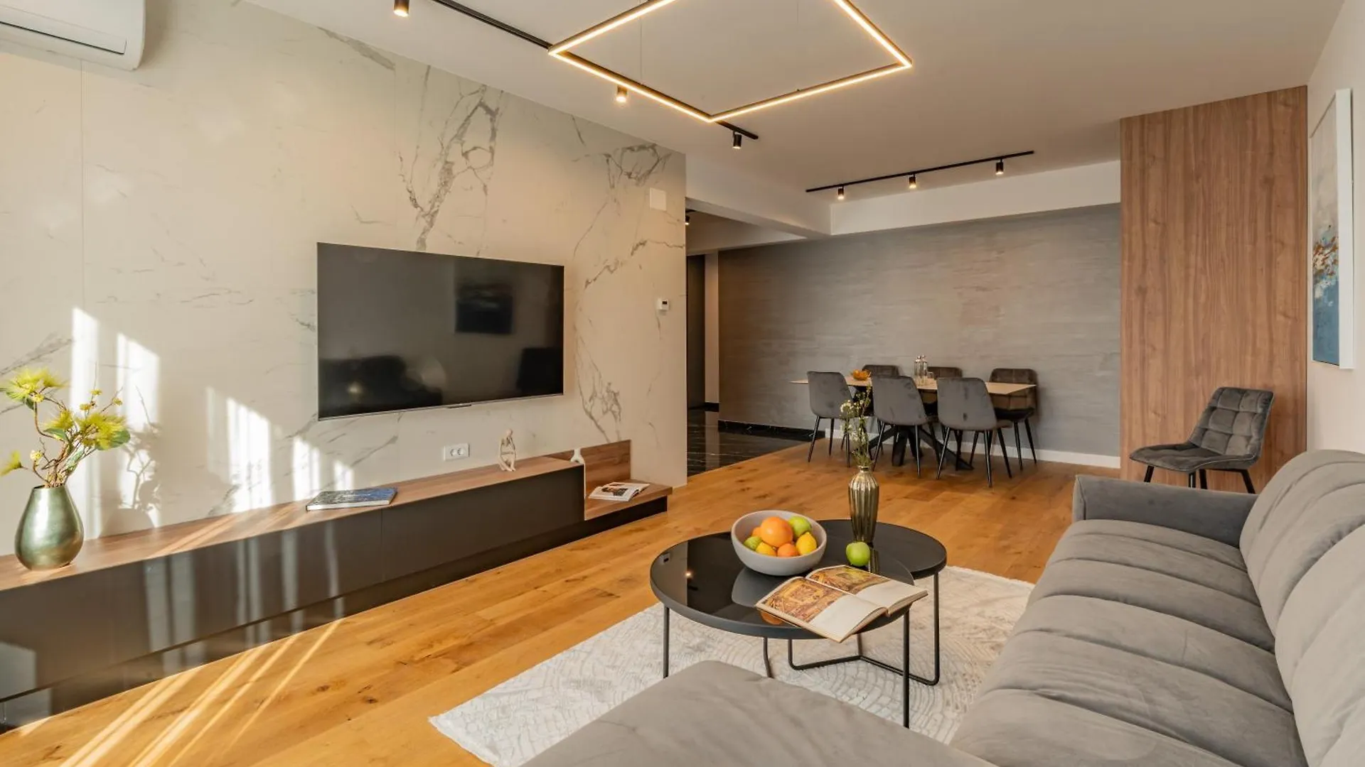 Cavar Aparthotel Bucharest