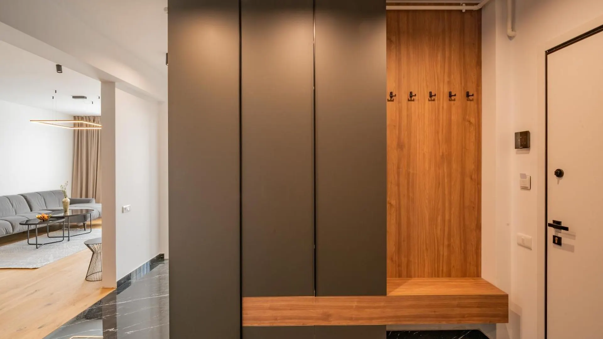 Cavar Aparthotel Bucharest Apartment