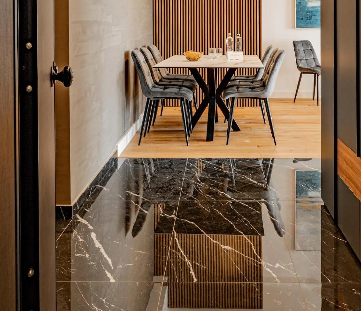 Cavar Aparthotel Bucharest Romania