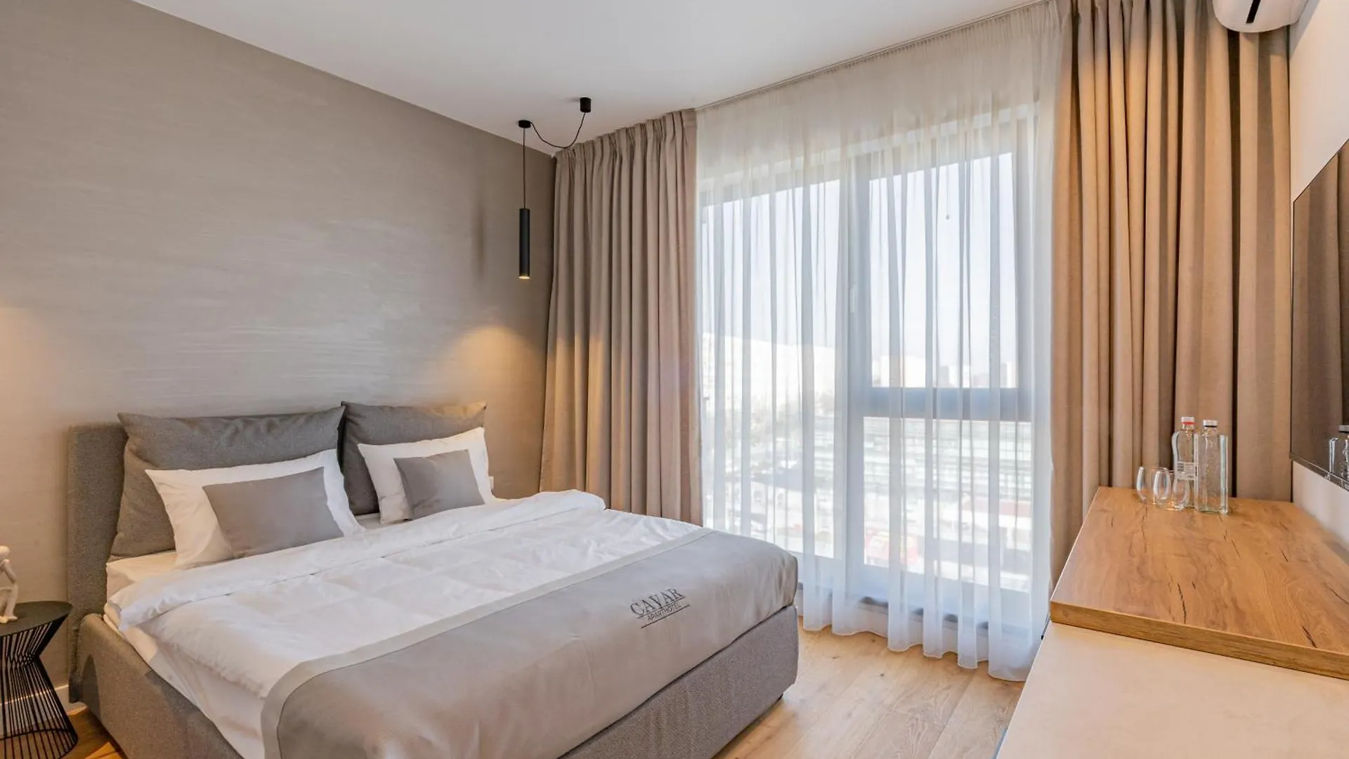 Cavar Aparthotel Bucharest 0*,  Romania