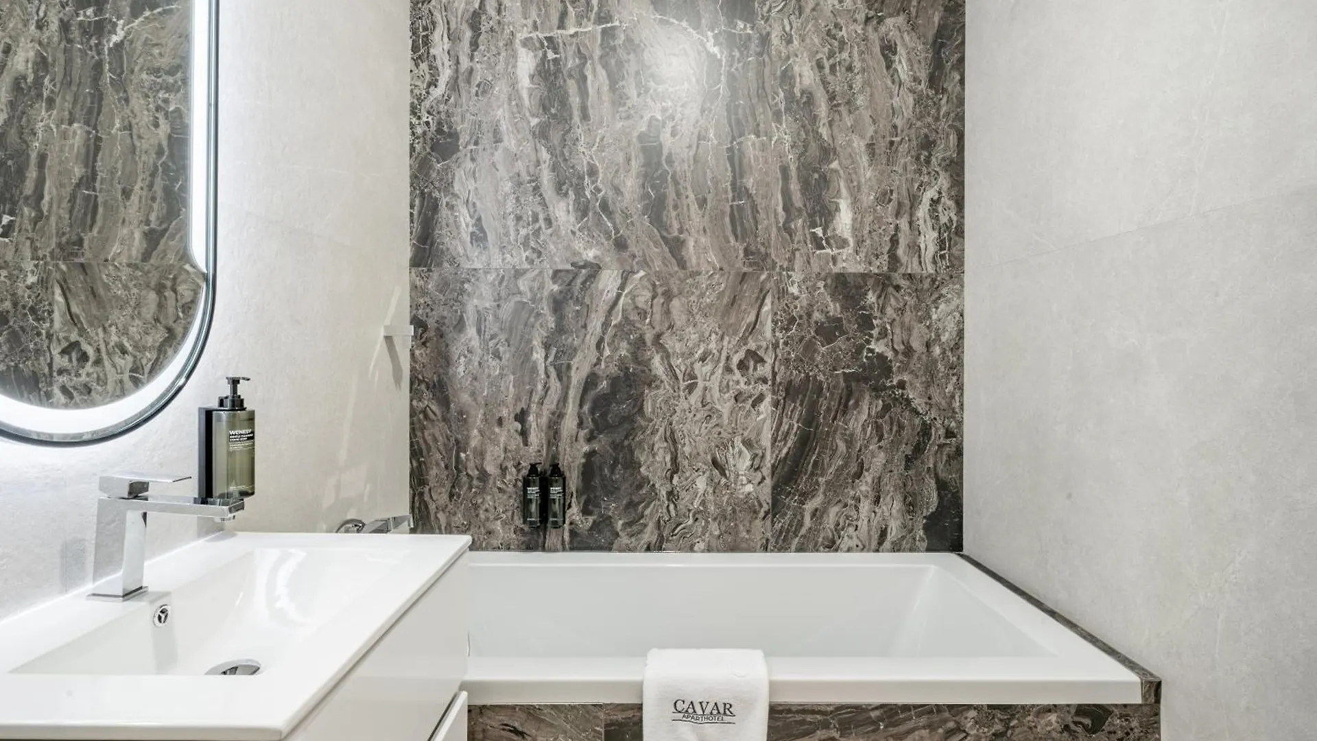 Cavar Aparthotel Bucharest