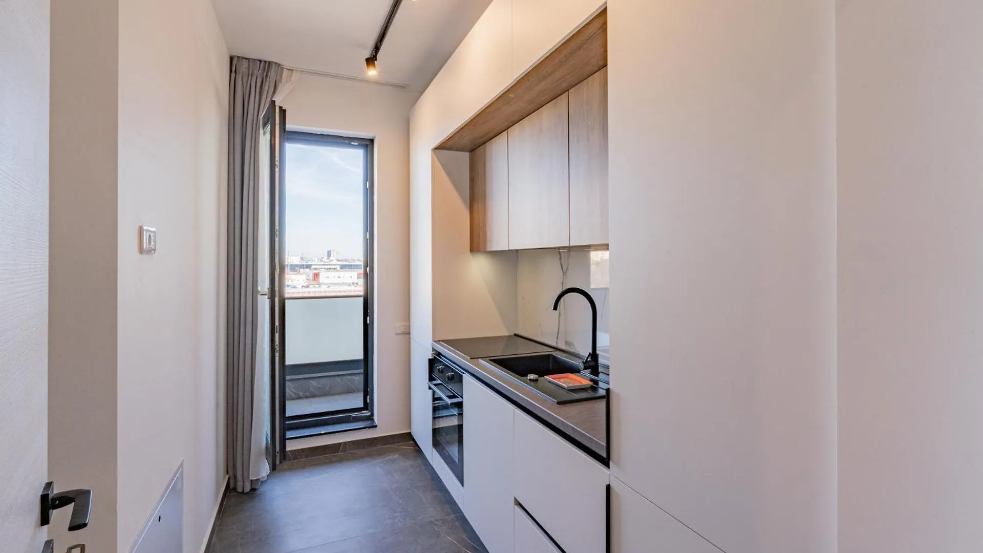 Cavar Aparthotel Bucharest Apartment